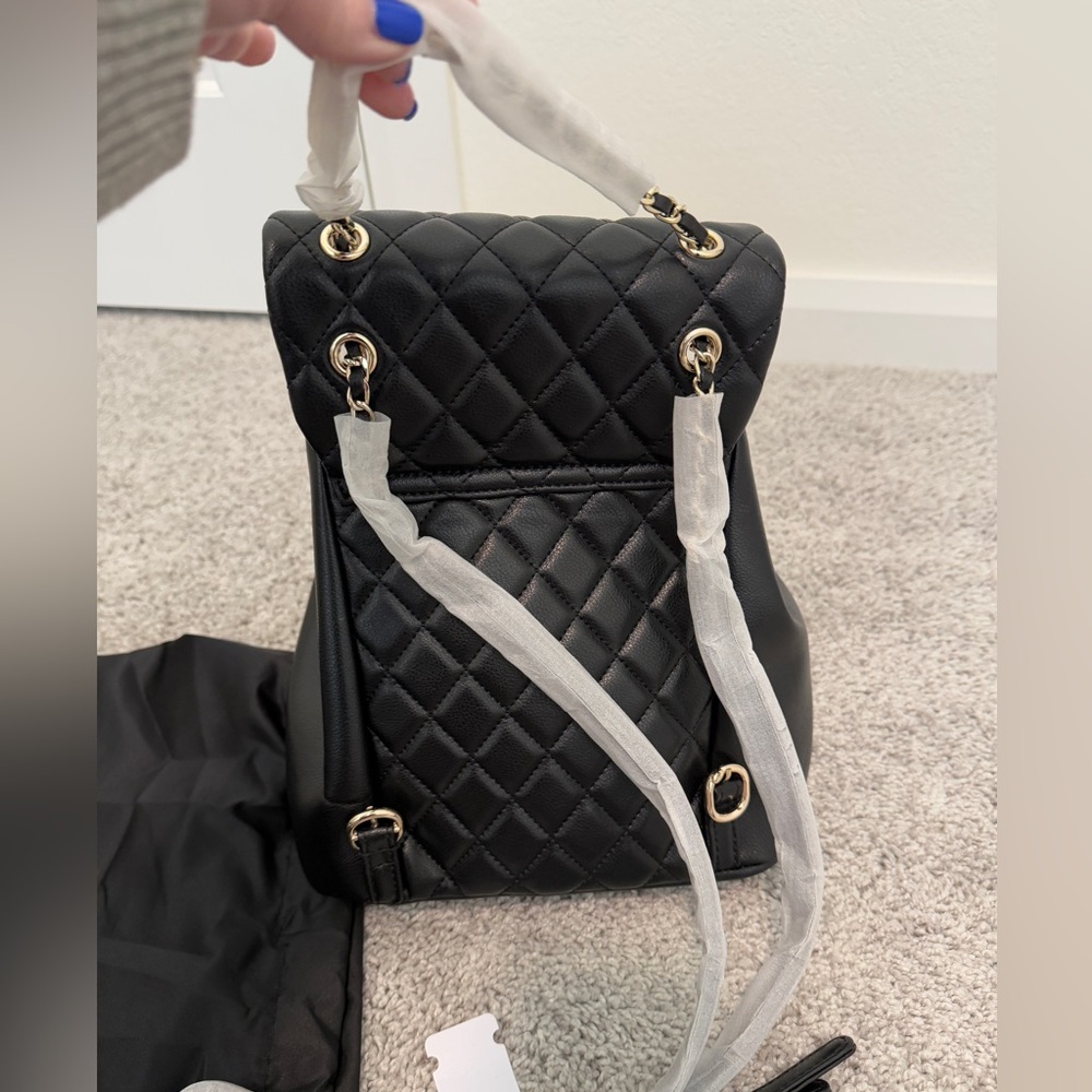 INSPIRED C BACKPACK QUILTED IN BLACK